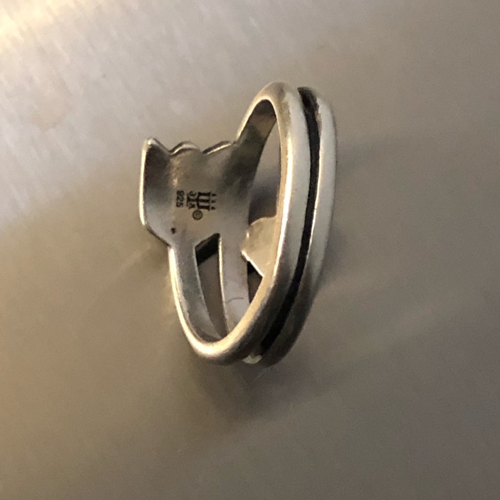 Ring - Picture 4 of 4